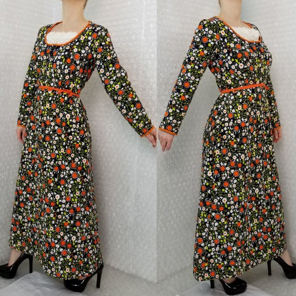 SOLD🌈1970s Lanz of Salzberg quilted floral maxi - Picture 14 of 14